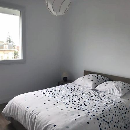 Superbe Appartement Proche Bordeaux Pied Du Tram Lormont Exterior photo